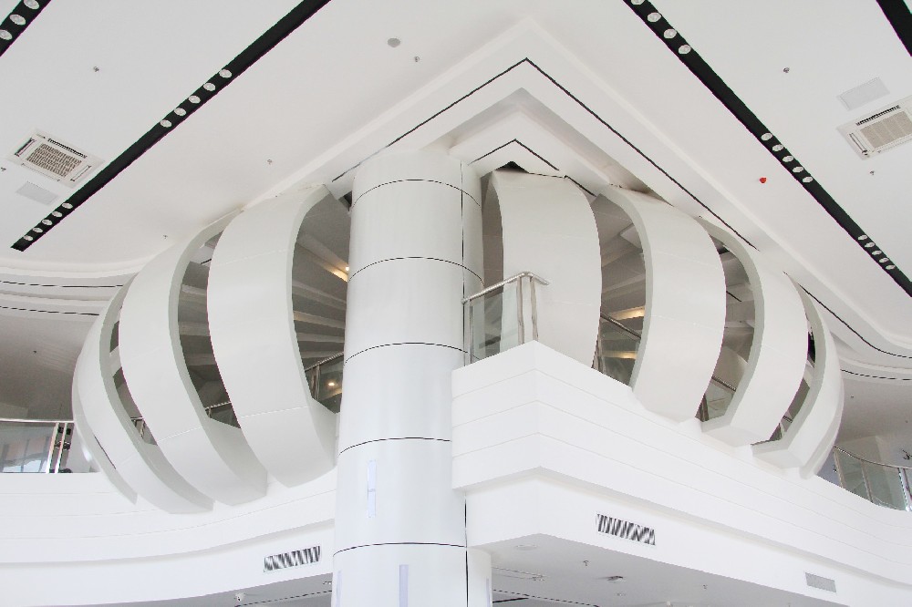 海南档案馆—吊顶采用双曲铝单板