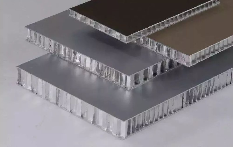 欣铝图——铝蜂窝板的性能优点及应用案例赏析